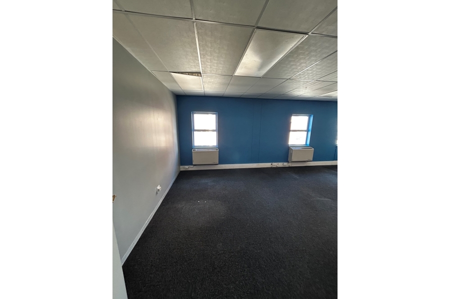 To Let commercial Property for Rent in Newton Park Eastern Cape